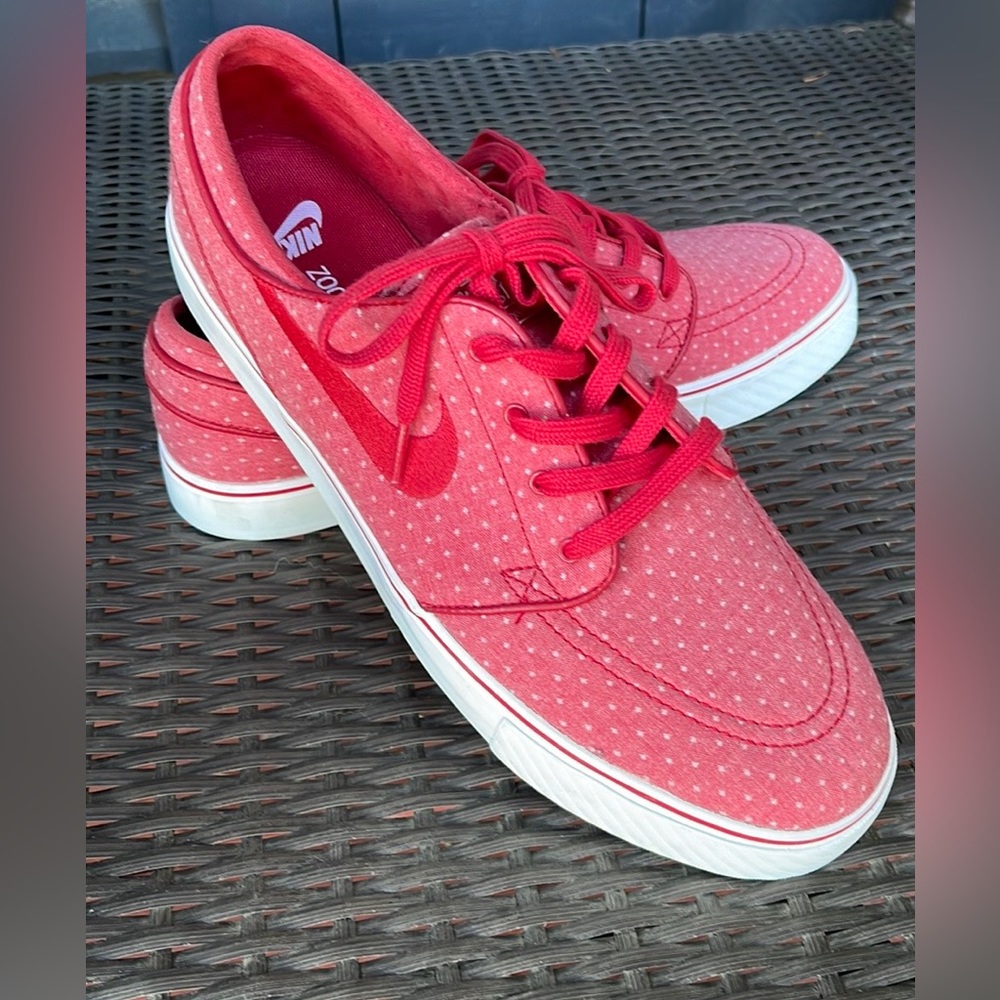 NIKE SB Red Polka Dot Stefan Janoski 11 mens 45 EUR Skateboarding Shoe - Picture 4 of 14